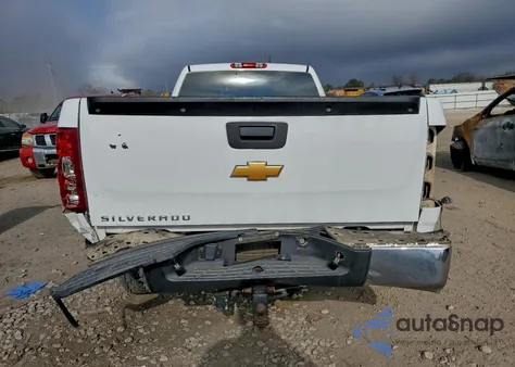 2013 Chevrolet Silverado C1500 z USA, uszkodzony, nr VIN 1GCNCPEAXDZ373149